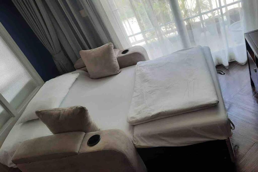 Grand Florida Beach Waterpark Condo Resort นาจอมเทียน ภายนอก รูปภาพ
